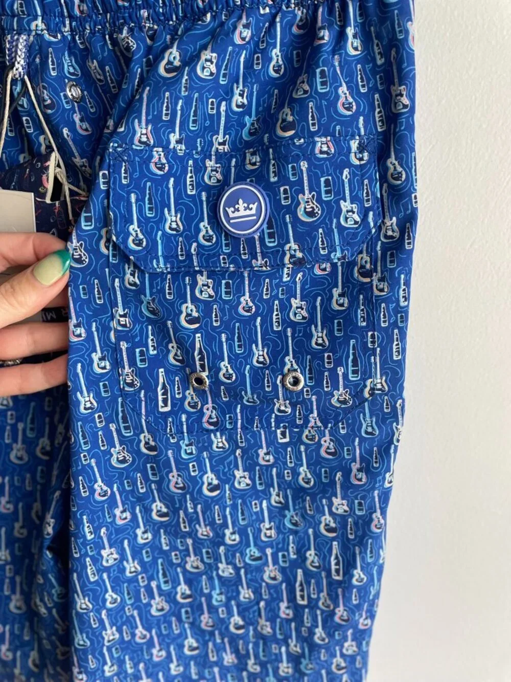 NWT Peter Millar - Men's Seaside Bottleneck Swim Trunk w/ Koozie - Size S​